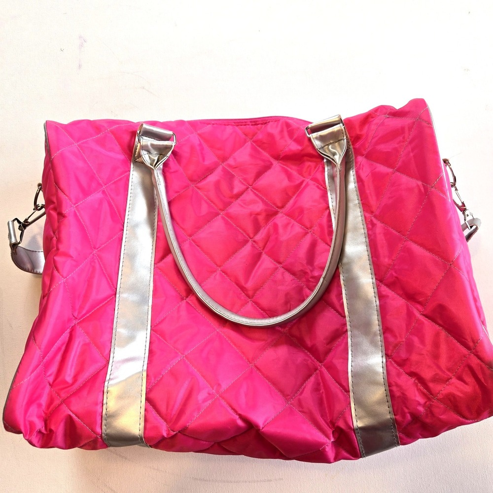 Hot Pink Quilted Large Duffle‎ Bag with Adjustable Strap Clean